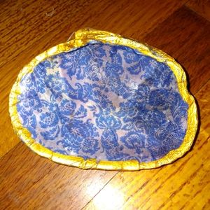 3/$10 🌟 Lovely Blue Floral Decoupage Seashell Trinket Tray Decor with Gold Rim